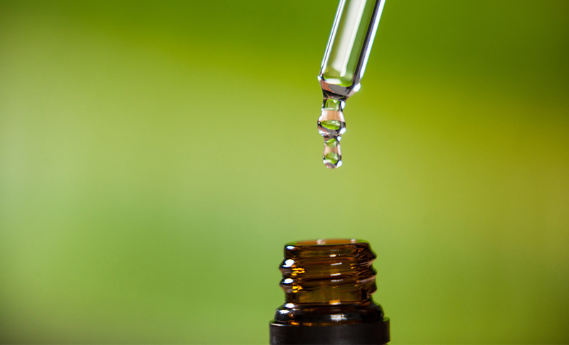 Migraine chez l’adulte et huiles essentielles